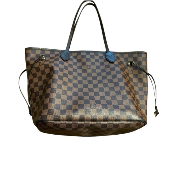 Louis Vuitton Iconic Neverfull MM - Picture 3 of 10